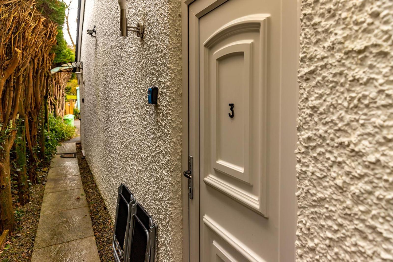 Windermere Studio Rooms - With Free Car Parking Onsite Exterior photo